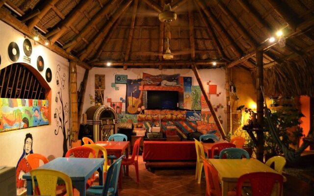 Casa del Ritmo Hostel