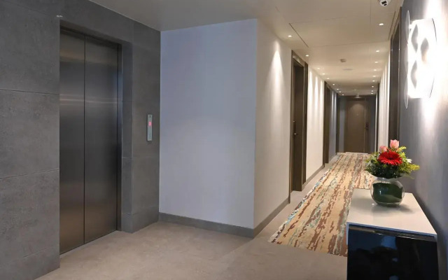 Nx Hotel
