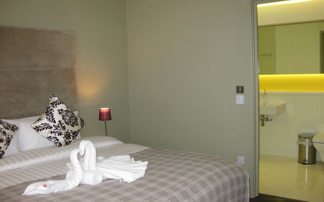 Axiom Park Hotel