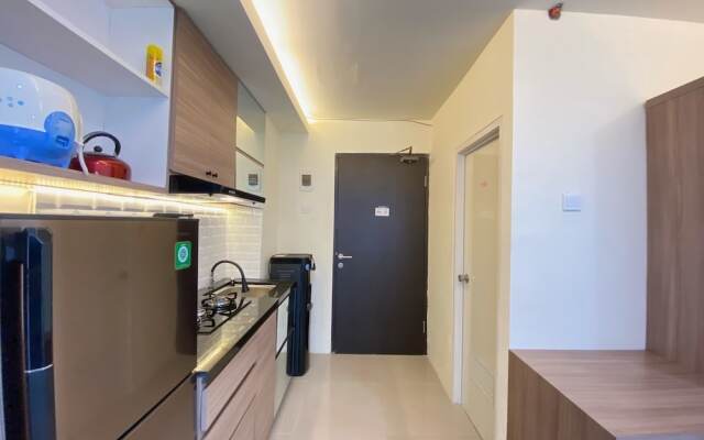 Cozy Designed Studio Apartment At Grand Asia Afrika