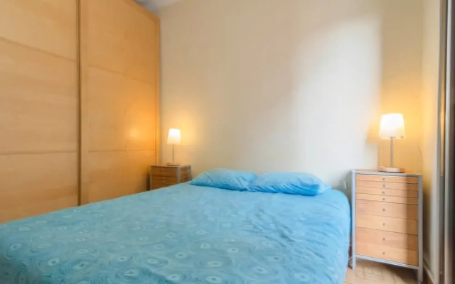 HOMEnFUN Sants with Montjuic views