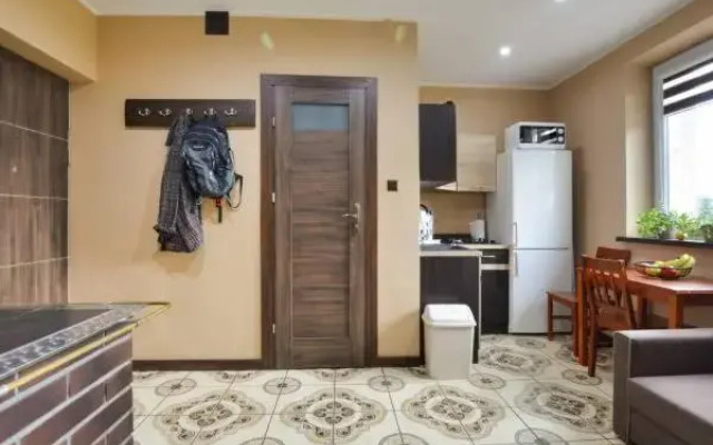 Apartament Folkowy Wujek pod Gromadzyniem