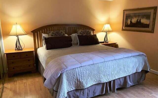 Whispering Pines Condos by VTrips