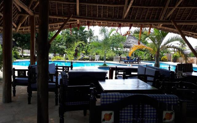 Kijiji Beach Resort