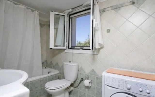 Saint Thomas Village