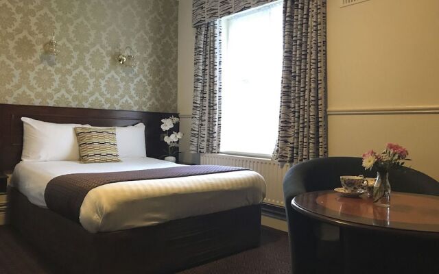 The Club House Hotel