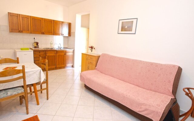 Apartment 981