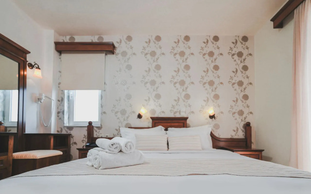 Zeus Village Resort - Adults Only