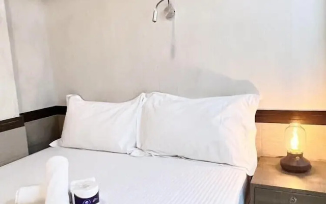 Island Inn