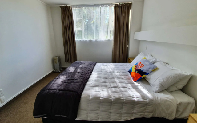 U Studios Paraparaumu – Guest Rooms – Paraparaumu