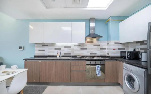 Trinity Holiday Homes - Al Furjan