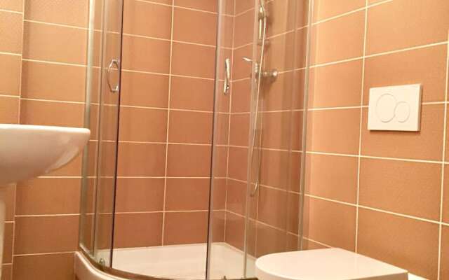 Legerova apartment