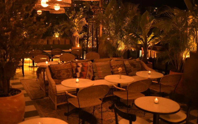 Hotel Coco