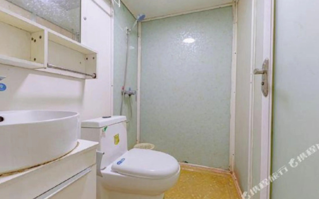 Pod Inn Chain Hotel (Jinan Qilu Hospital Quancheng Plaza)