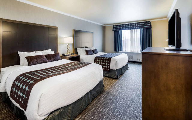 Best Western Plus Chena River Lodge