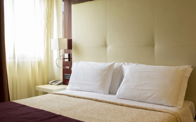 Green Park Hotel