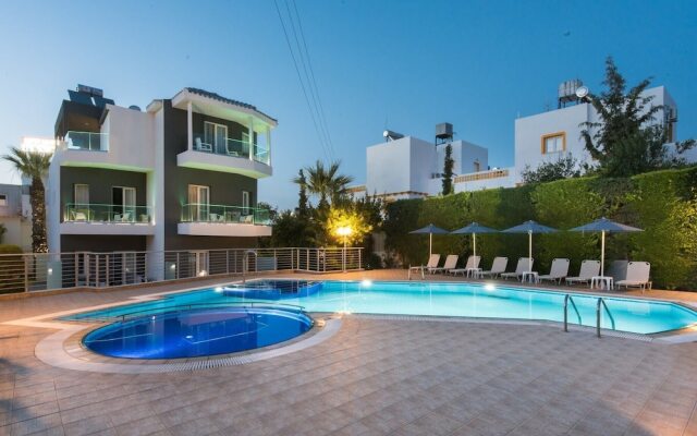 Villa Ria Apartments & Suites