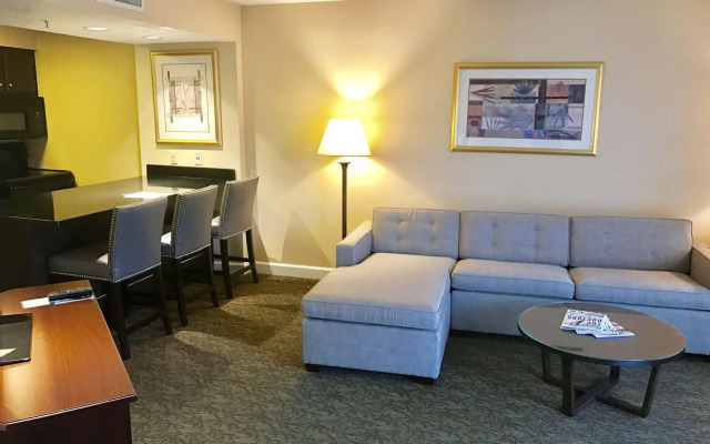 Chase Suites Hotel Brea-Fullerton