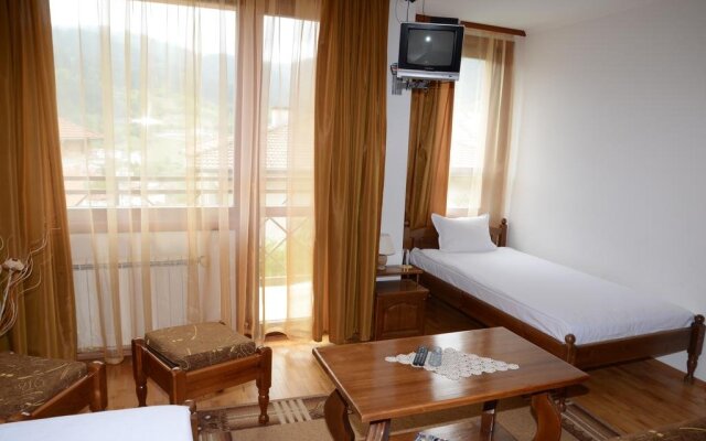 Family Hotel Zdravec