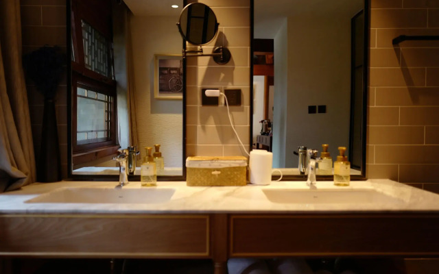 ManXin Qianmen Courtyard Hotel
