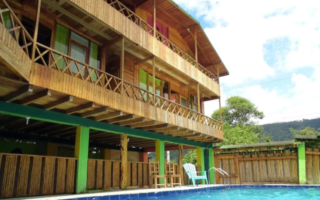 Wood Town Hotel