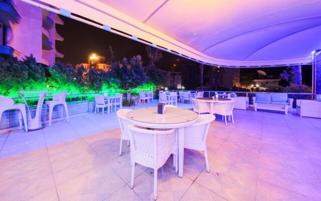 Moda Beach Hotel