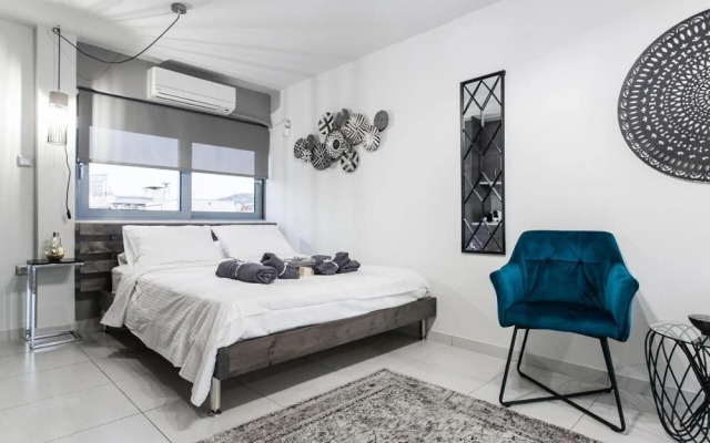 Acropolis view sky suite