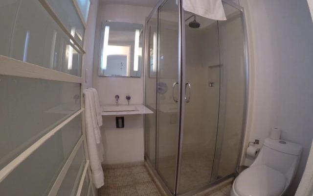 Distrito Condesa Rooms and Studios