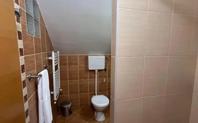 Rooms Konak Mikan