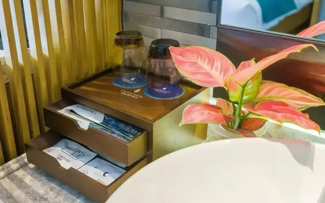 Mehood Lestie International Hotel Nancun Wanbo Metro Station Branch