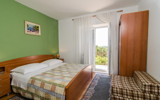 Guesthouse Moretić