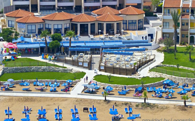 Myroandrou Beach Apartments