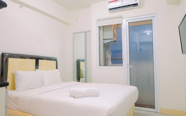 Minimalist Studio with City View at Green Pramuka Apartment – Guest Rooms – Jakarta