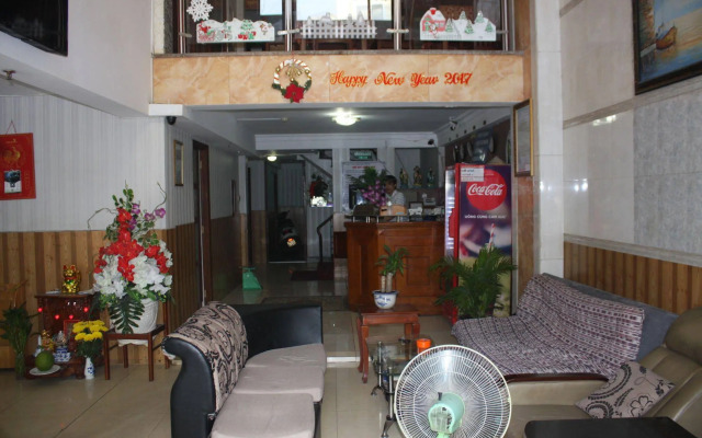 Yoko Airport Saigon Hotel