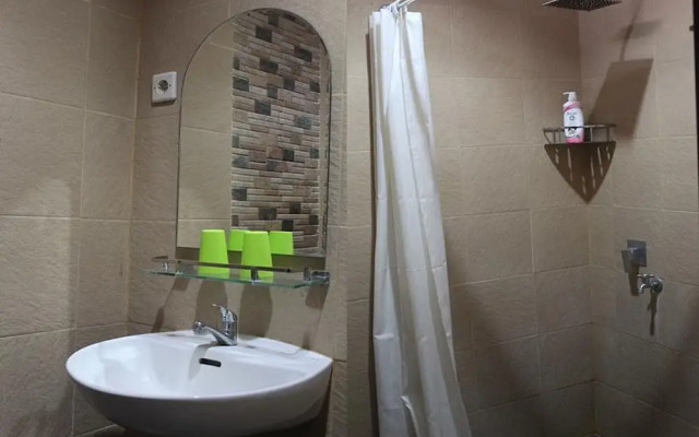 Aryani Suites