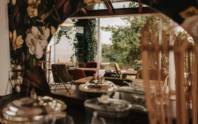 1930 Boutique Hotel