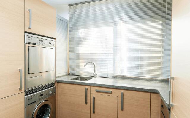 TESS Penthouse Deluxe DS11