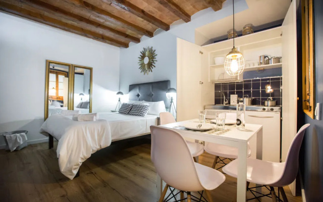 No24 The Streets Apartments Barcelona