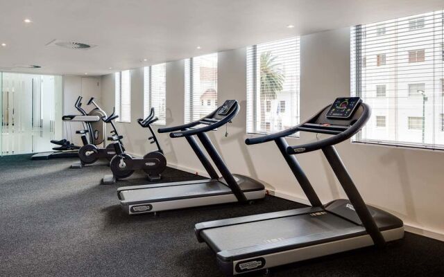 African Pride 15 On Orange Hotel