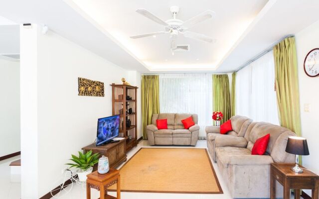 Baan Kaja Villa by Lofty