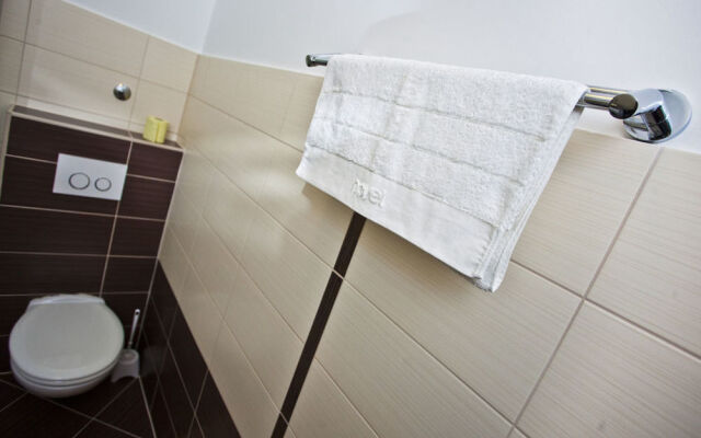 Split Apartments Peric