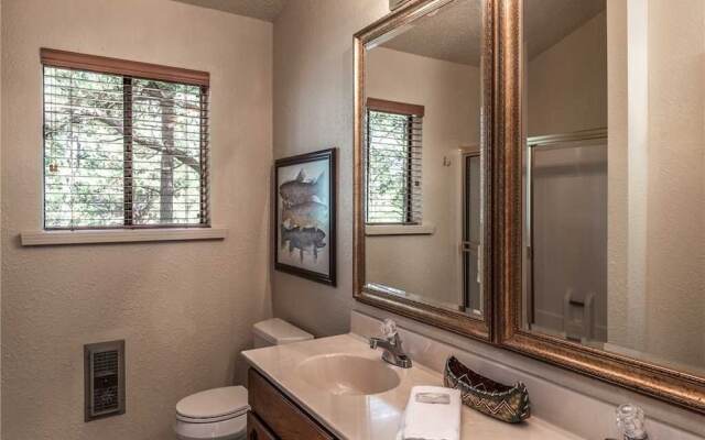 Lehrs Lair - Five Bedroom Cabin