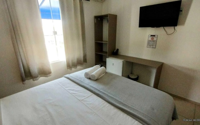 OYO Pousada 4 Estações