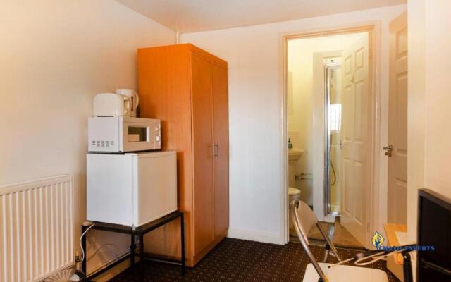 Gabriella Aprt, 3 Bedroom, Parking, City Centre