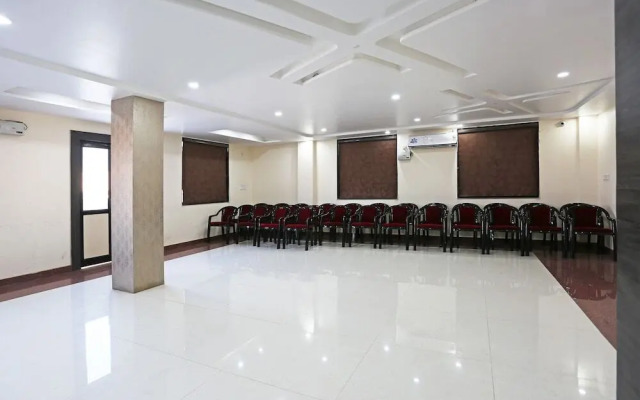 Hotel Nandgiri Palace