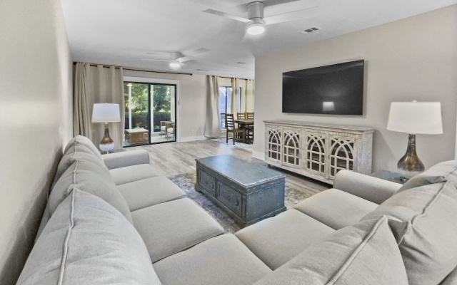 Linkside 3 Bedroom Townhouse by Redawning