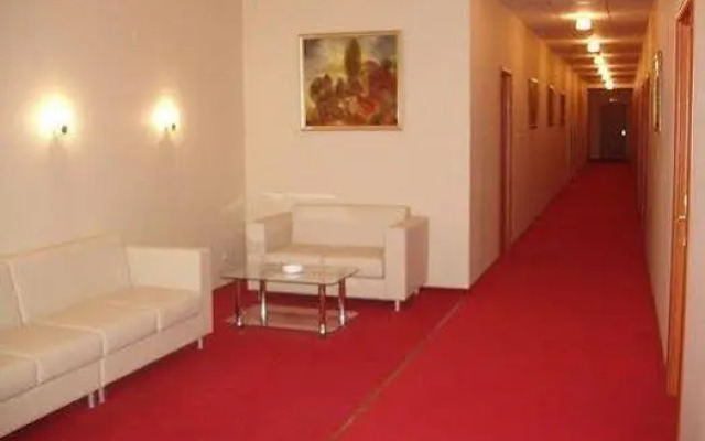 Гостиный Дом