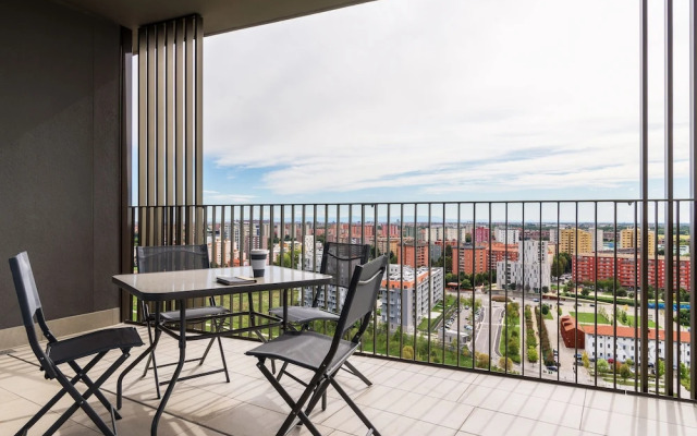 JOIVY Uptown Apartments