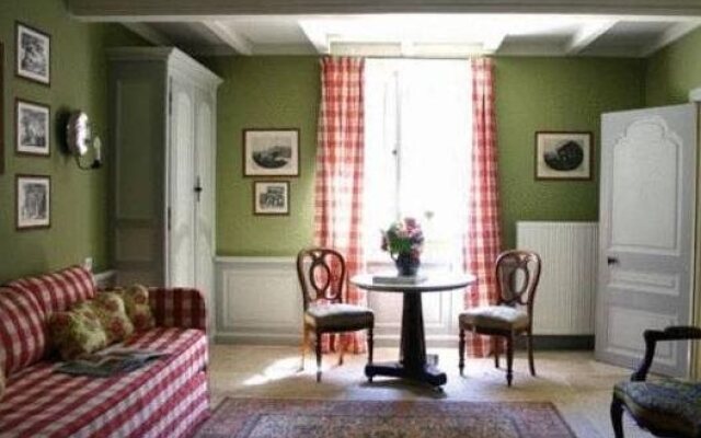 Chateau De Pont-Rilly