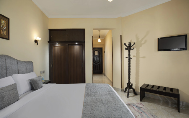 Holidays Express Hotel